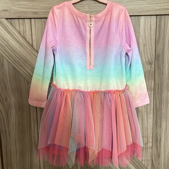 Baby Sara toddler girl size 4 heart dress, lined, with tulle. - Picture 6 of 6